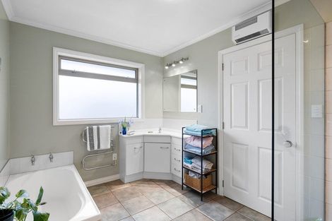 Photo of property in 55 Halliwell Avenue, Papanui, Christchurch, 8052