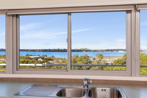 Photo of property in 21 Waimana Avenue, Northcote Point, Auckland, 0627