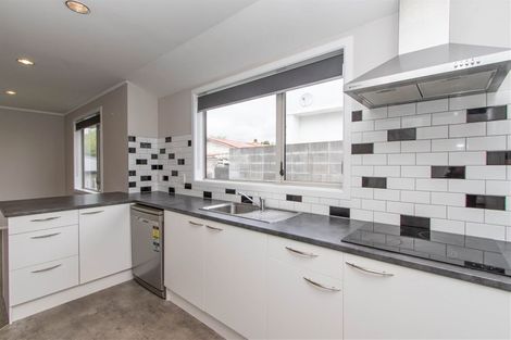 Photo of property in 5a Maire Street, Inglewood, 4330