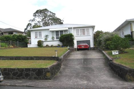 Photo of property in 101 Awaroa Road, Sunnyvale, Auckland, 0612