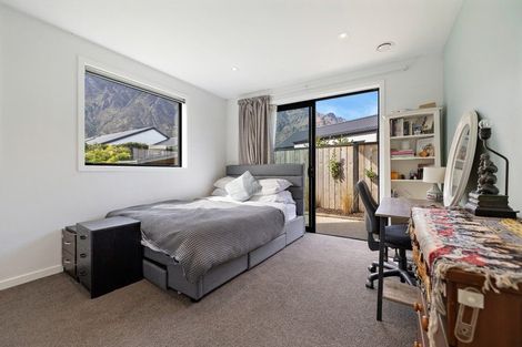 Photo of property in 6 Shepherd Road, Jacks Point, Queenstown, 9371