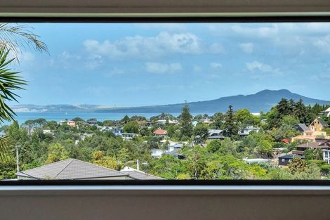 Photo of property in 64 Channel View Road, Campbells Bay, Auckland, 0630