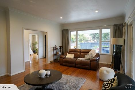 Photo of property in 324 College Street, West End, Palmerston North, 4410