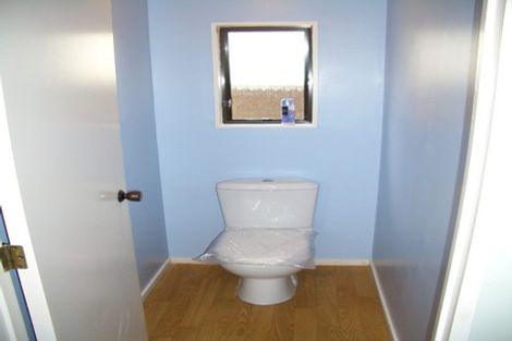 Photo of property in 3/94 Birkenhead Avenue, Birkenhead, Auckland, 0626