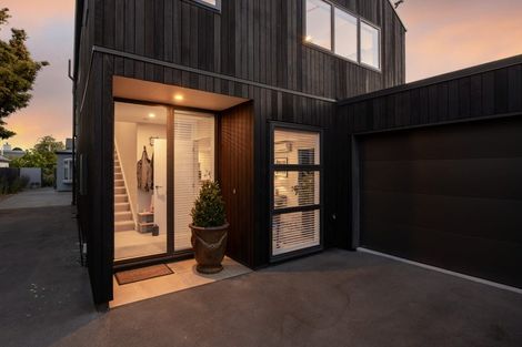 Photo of property in 72 Merivale Lane, Merivale, Christchurch, 8014