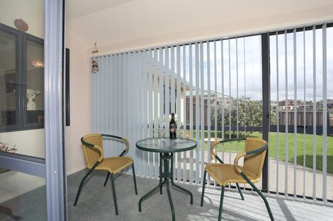 Photo of property in 92 Warwick Street, Feilding, 4702