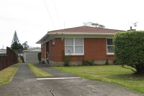Photo of property in 17 Ngaio Avenue, Mangere Bridge, Auckland, 2022