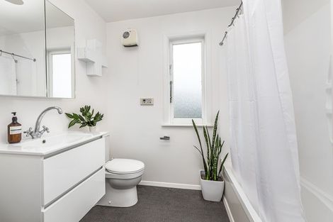 Photo of property in 83 Hataitai Road, Hataitai, Wellington, 6021