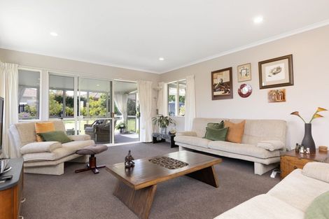 Photo of property in 10 Azalea Dell, Mount Maunganui, 3116