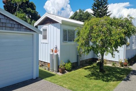 Photo of property in 53 Pouewe Street, Kawhia, 3889