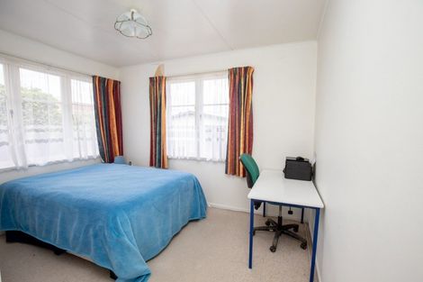 Photo of property in 33 Hayward Road, Ngatea, 3503