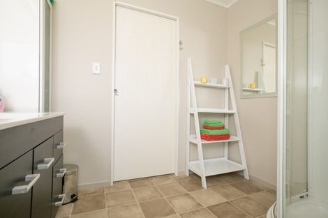 Photo of property in 268 Hughes Line, West Taratahi, Masterton, 5887