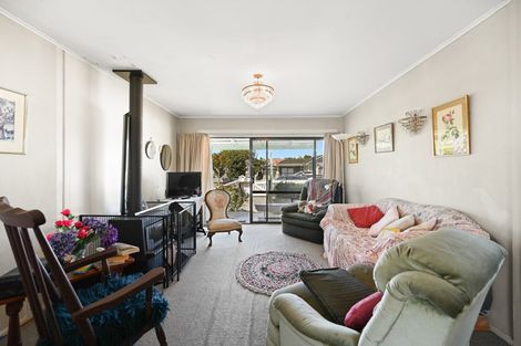 Photo of property in 16 Norman Street, Nawton, Hamilton, 3200