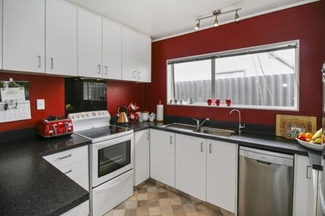 Photo of property in 131a Mangorei Road, Merrilands, New Plymouth, 4312