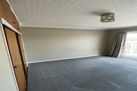 Photo of property in 2/404 Main North Road, Redwood, Christchurch, 8051