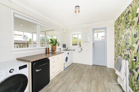 Photo of property in 10 Opawa Place, Terrace End, Palmerston North, 4410