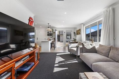 Photo of property in 24 Benmore Crescent, Pyes Pa, Tauranga, 3112