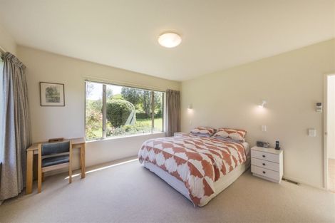 Photo of property in 324 Turitea Road, Turitea, Palmerston North, 4472