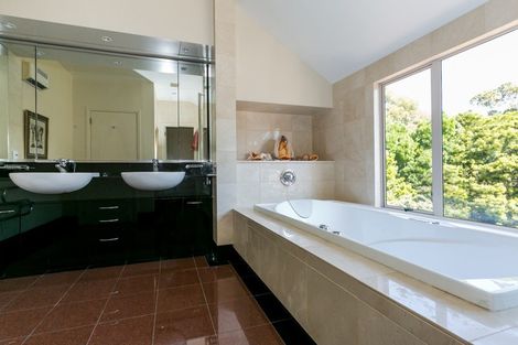 Photo of property in 4 Sanderson Place, Havelock North, 4130