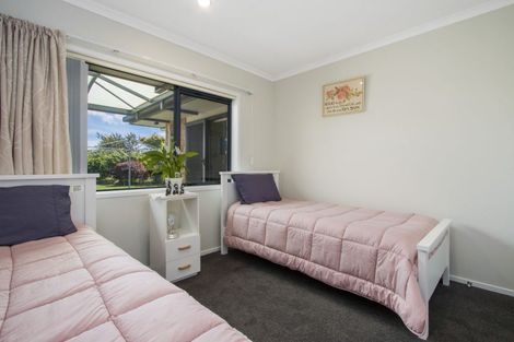 Photo of property in 2 Bransley Grove, Katikati, 3129