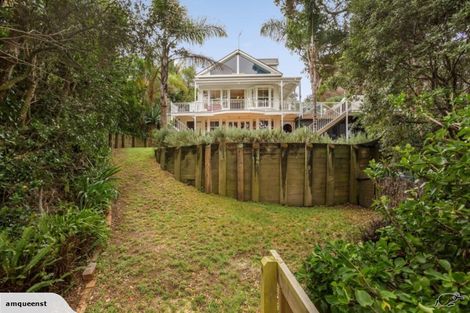 Photo of property in 36 Queen Street, Northcote Point, Auckland, 0627