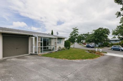 Photo of property in 1/57 Abraham Crescent, Milson, Palmerston North, 4414