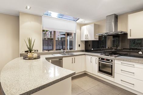 Photo of property in 103 Takahe Road, Titirangi, Auckland, 0604