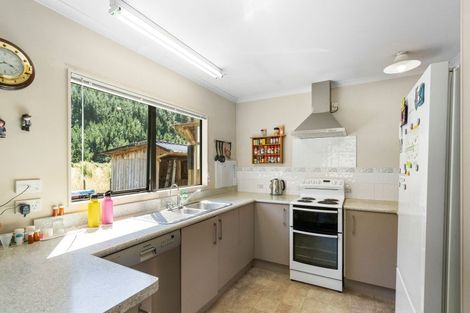 Photo of property in 1150 Otaki Gorge Road, Hautere, Otaki, 5582