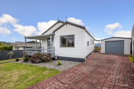 Photo of property in 11 Drummond Crescent, Kelson, Lower Hutt, 5010