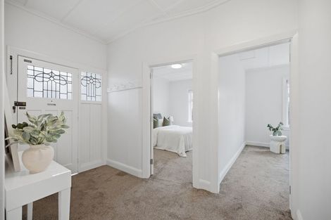 Photo of property in 48 North Avon Road, Richmond, Christchurch, 8013