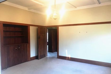 Photo of property in 8 Rogan Street, Mount Roskill, Auckland, 1041