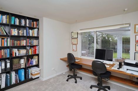 Photo of property in 2/7 Kelson Lane, Ilam, Christchurch, 8041