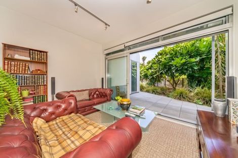 Photo of property in Masina Apartments, 107/80 Riddiford Street, Newtown, Wellington, 6021