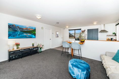 Photo of property in 3 Michael Road, Paraparaumu Beach, Paraparaumu, 5032