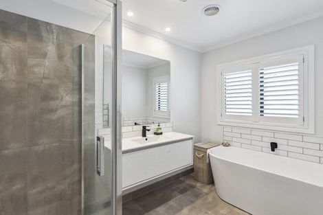 Photo of property in 176 Milne Drive, Paraparaumu, 5032