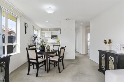 Photo of property in 11 Fernbrook Close, Burswood, Auckland, 2013