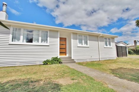 Photo of property in 30 Saint Andrews Drive, Tokoroa, 3420