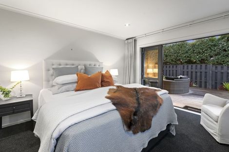 Photo of property in 2/13 Muritai Road, Milford, Auckland, 0620