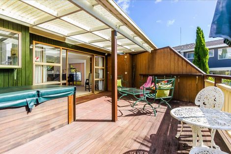 Photo of property in 1/7 Cezanne Place, New Lynn, Auckland, 0600