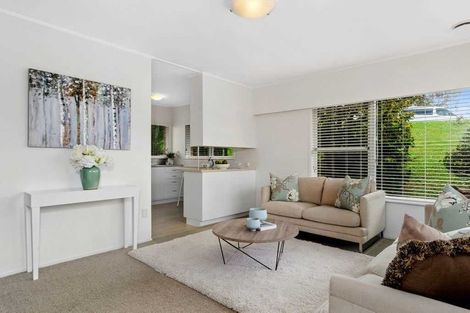 Photo of property in 1/58 Arran Road, Browns Bay, Auckland, 0630