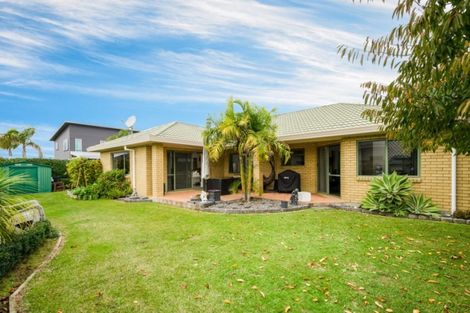 Photo of property in 65 Tapu Road, Huapai, Kumeu, 0810