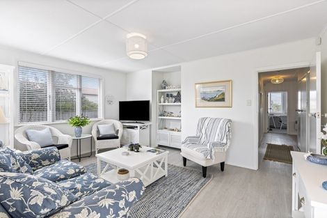 Photo of property in 64 Dixie Street, Te Horo Beach, Otaki, 5581