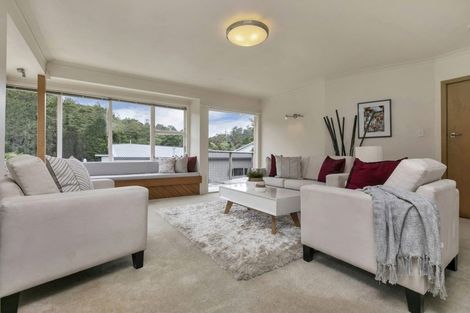 Photo of property in 96 Eskdale Road, Birkdale, Auckland, 0626