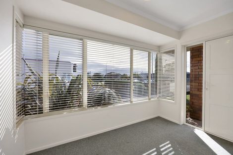 Photo of property in 40 Cutfield Street, Inglewood, 4330