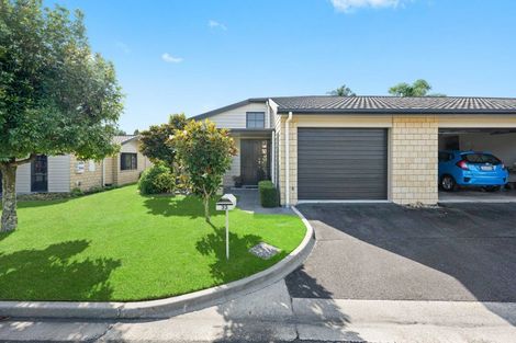 Photo of property in Bramley Gardens, 33/3 Turnbury Court, Rototuna, Hamilton, 3210