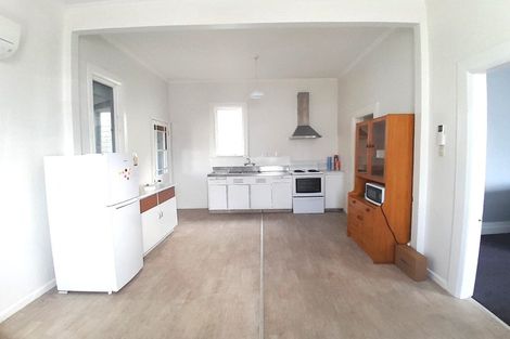 Photo of property in 13 Hall Street, Newtown, Wellington, 6021