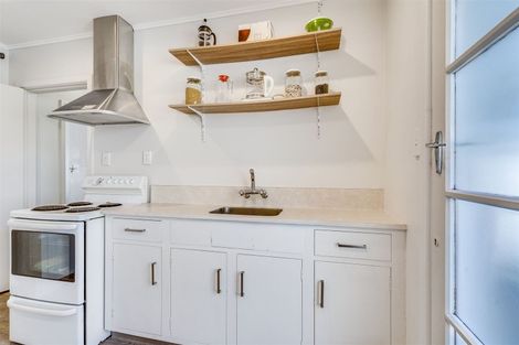 Photo of property in 3/9a Curletts Road, Sockburn, Christchurch, 8042