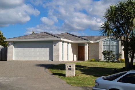 Photo of property in 9 Bampton Rise, Northpark, Auckland, 2013