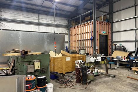 Photo of property in 11 Woodward Street West, Featherston, 5710