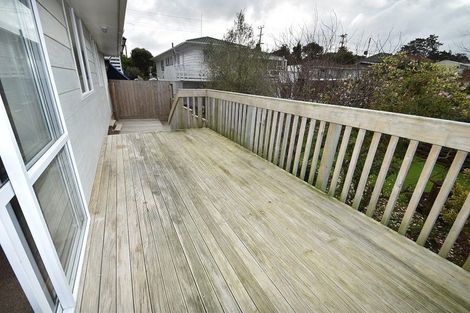 Photo of property in 2/2 Mcdowell Crescent, Hillcrest, Auckland, 0626